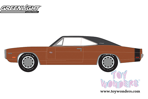 Greenlight - Mecum Auctions Series 1 | Dodge Charger R/T Hemi&reg; (1970, 1/64 scale diecast model car, Bronze/Black) 37110C/48