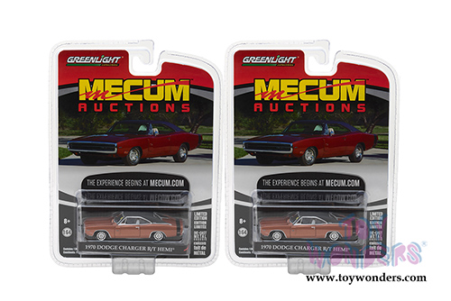 Greenlight - Mecum Auctions Series 1 | Dodge Charger R/T Hemi&reg; (1970, 1/64 scale diecast model car, Bronze/Black) 37110C/48