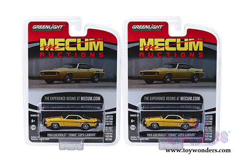 Greenlight - Mecum&trade; Auctions Collector Car Series 3 | Chevrolet&reg; Yenko&trade; COPO Camaro&reg; - Chicago 2018 (1969, 1/64 scale diecast model car, Daytona Yellow) 37170C/48