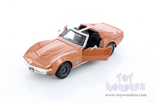 Showcasts® Collectibles - Chevrolet® Corvette® T-Top (1970, 1/24 scale diecast model car, Asstd.) 37202/2 MAP: $19.99