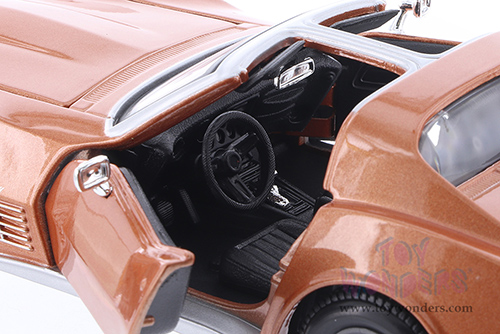 Showcasts® Collectibles - Chevrolet® Corvette® T-Top (1970, 1/24 scale diecast model car, Asstd.) 37202/2 MAP: $19.99