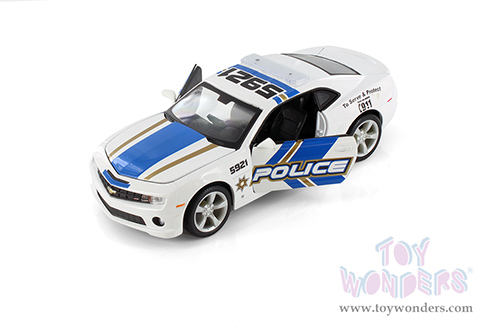 Showcasts® Collectibles - Chevrolet® Camaro® SS RS Police (2010, 1/24 scale diecast model car, White/Blue stripes) 37208 MAP: $19.99