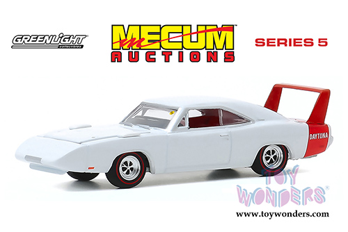 Greenlight - Mecum&trade; Auctions Collector Car Series 5 | Dodge Charger Daytona (Kissimmee 2020 Lot #S184) (1969, 1/64 scale diecast model car, White) 37210B/48