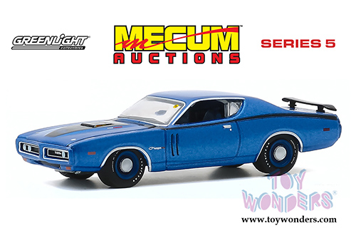 Greenlight - Mecum&trade; Auctions Collector Car Series 5 | Dodge Charger R/T (Kissimmee 2020 Lot #F115)(1971, 1/64 scale diecast model car, Blue) 37210D/48