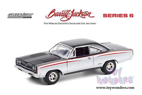 Greenlight - Barrett Jackson Scottsdale Series 6 | Plymouth GTX Custom Hardtop (Lot #3000) (1968, 1/64 scale diecast model car, Silver/Black) 37220A/48