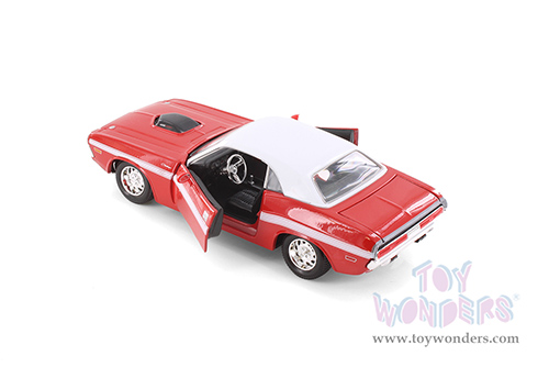 Showcasts® Collectibles - Dodge Challenger R/T Coupe Soft Top (1970, 1/24 scale diecast model car, Red) 37263 MAP: $19.99