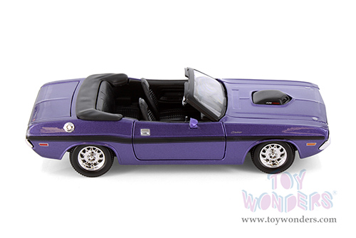 Showcasts® Collectibles - Dodge Challenger R/T Convertible (1970, 1/24 scale diecast model car, Purple) 37264 MAP: $19.99