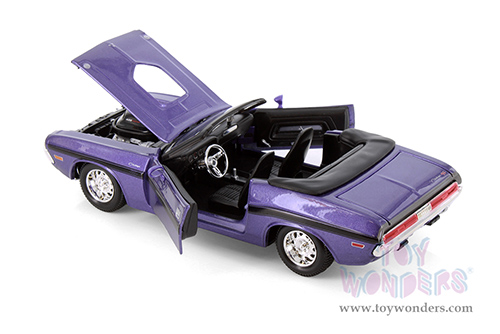 Showcasts® Collectibles - Dodge Challenger R/T Convertible (1970, 1/24 scale diecast model car, Purple) 37264 MAP: $19.99