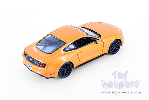 Showcasts® Collectibles - Ford Mustang Hardtop (2015, 1/24 scale diecast model car, Asstd.) 37508 MAP: $19.99
