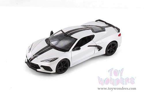 Showcasts® Collectibles - Chevrolet® Corvette® Stingray Coupe Z51 Hardtop (2020, 1/24 scale diecast model car, Asstd.) 37527/3 MAP: $19.99