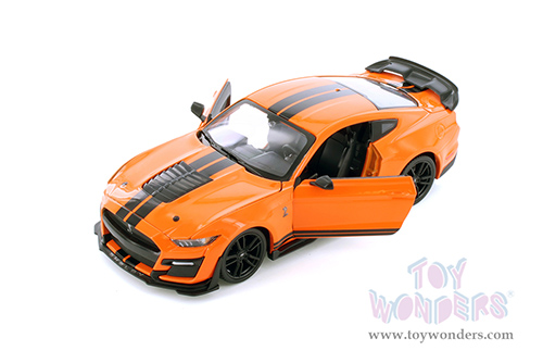Showcasts® Collectibles - Ford Mustang Shelby® GT500® Hardtop (2020, 1/24 scale diecast model car, Asstd.) 37532 MAP: $16.99