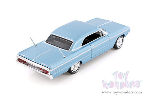 Showcasts® Collectibles - Chevrolet® Impala™ SS™ Hardtop (1964, 1/24 scale diecast model car, Blue) 37908 MAP: $19.99