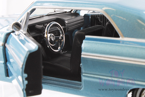 Showcasts® Collectibles - Chevrolet® Impala™ SS™ Hardtop (1964, 1/24 scale diecast model car, Blue) 37908 MAP: $19.99