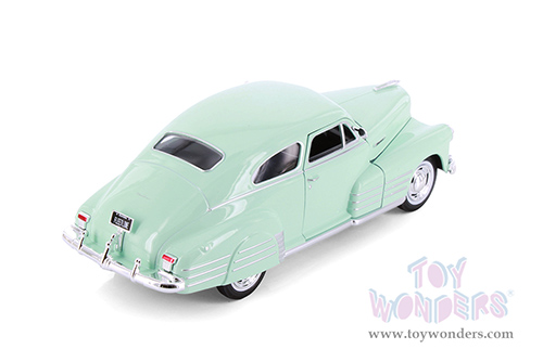 Showcasts® Collectibles - Chevrolet® Fleetline Aerosedan (1948, 1/25 scale diecast model car, Asstd.) 37921 MAP: $19.99