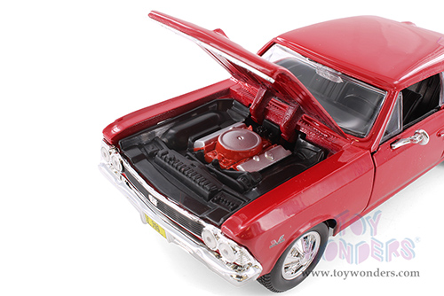 Showcasts® Collectibles - Chevrolet® Chevelle® SS™ 396 Hardtop (1966, 1/24 scale diecast model car, Asstd.) 37960/2 MAP: $19.99