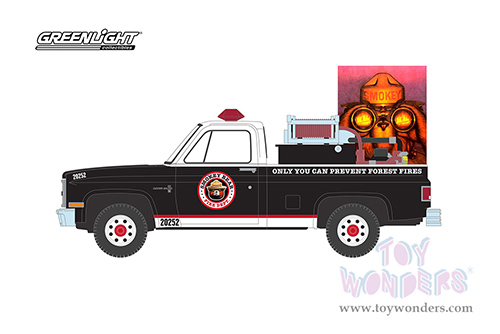  Greenlight - Smokey Bear Series 2 | Chevrolet&reg; C20 Custom Deluxe Pickup Truck with Fire Equipment, Hose and Tank "Only You Can Prevent Forest Fires" (1982, 1/64 scale diecast model car, Black with White Top) 38040C/48