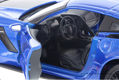 Showcasts® Collectibles - Chevrolet® Corvette® Z06 Hardtop (2015, 1/24 scale diecast model car, Blue) 38133BU MAP: $19.99
