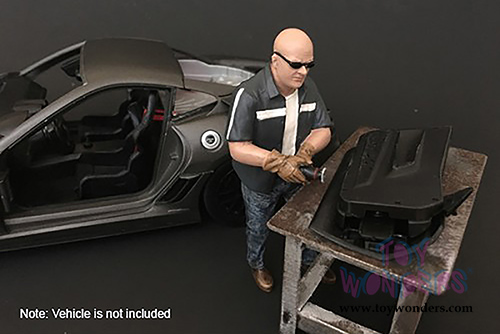 American Diorama Figurine - The Chop Shop Mr. Fabricator Figure (1/18  scale, Black/Brown) 38160