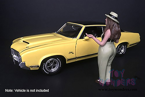 American Diorama Figurine - Hanging Out 2 Tanya Figure (1/18  scale, Green/Black) 38188