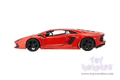 Showcasts® Collectibles - Lamborghini Aventador LP700-4 Coupé (1/24 scale diecast model car, Orange)  38210OR MAP: $22.99