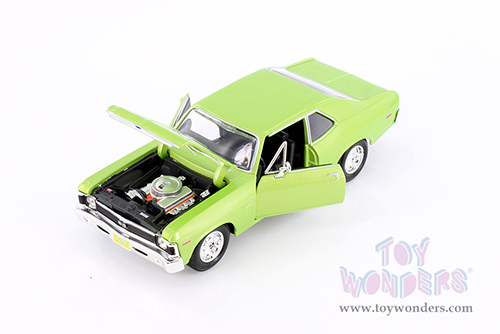 Showcasts® Collectibles - Chevrolet® Nova™ SS™ Hardtop (1970, 1/24 scale diecast model car, Green) 38262GN MAP: $22.99