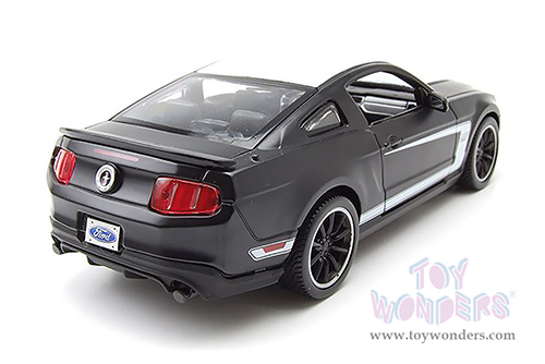 Showcasts® Collectibles - Ford Mustang Boss 302 Hardtop (2012, 1/24 scale diecast model car, Black) 38269BK MAP: $22.99
