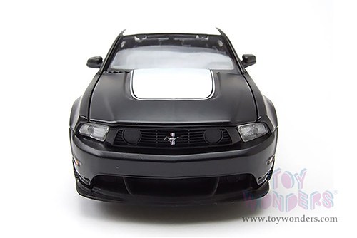 Showcasts® Collectibles - Ford Mustang Boss 302 Hardtop (2012, 1/24 scale diecast model car, Black) 38269BK MAP: $22.99