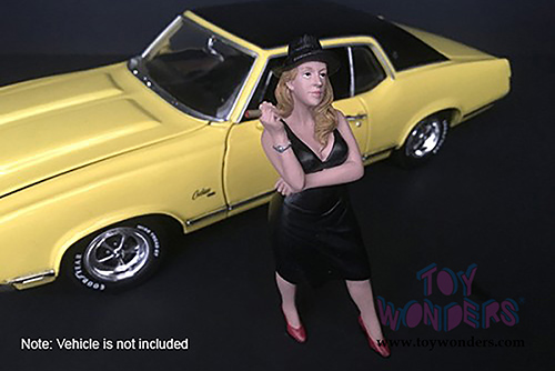 American Diorama Figurine - Hanging Out 2 Patricia Figure (1/24  scale, Black) 38286