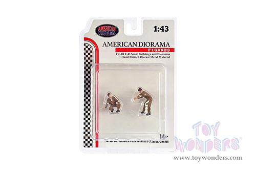American Diorama Figurine - Race Day Metal Figures Set 5 (1/43 scale, Asstd.) 38363