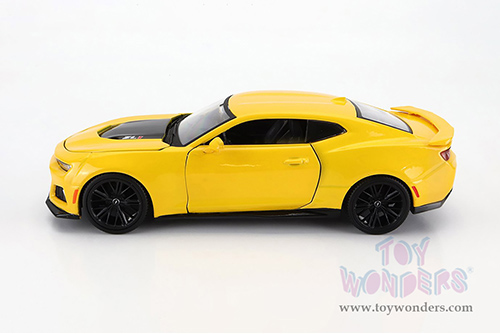 Showcasts® Collectibles - Chevrolet® Camaro® ZL1 Hardtop (2017, 1/24 scale die cast model car, Yellow) 38512YL MAP: $22.99