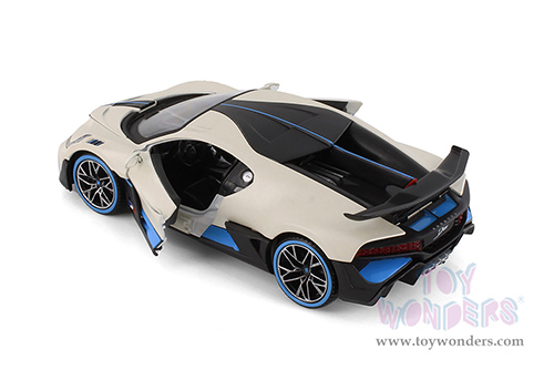 Showcasts® Collectibles - Bugatti DIVO Hardtop (2019, 1/24 scale diecast model car, White) 38526WT MAP: $22.99