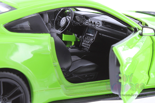 Showcasts® Collectibles - Ford Mustang Shelby® GT500® Hardtop (2020, 1/24 scale diecast model car, Green) 38532GN MAP: $22.99