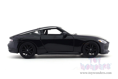 Showcasts® Collectibles - Nissan Z (2023, 1/24 scale die cast model car, Black) 38904BK MAP: $22.99