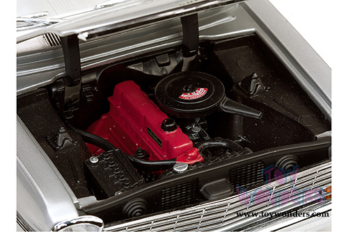 Sun Star USA - Chevrolet Nova Open Convertible (1963, 1/18 scale diecast model car, Satin Silver) 3976