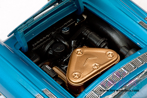 Sun Star USA - Cadillac Eldorado Brougham Hard Top (1957, 1/18 scale diecast model car, Lake Placid Blue) 4011