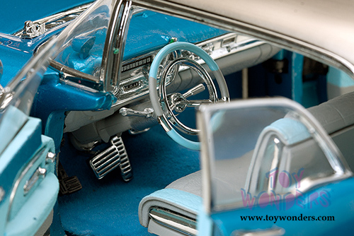 Sun Star USA - Cadillac Eldorado Brougham Hard Top (1957, 1/18 scale diecast model car, Lake Placid Blue) 4011