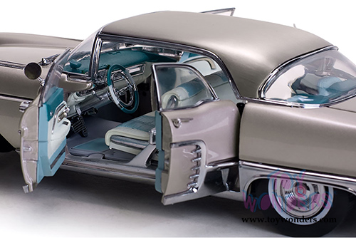 Sun Star USA - Cadillac Eldorado Brougham Hard Top (1957, 1/18 scale diecast model car, Nairobi Pearl) 4012