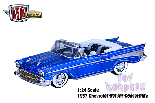 Castline M2 Machines Auto-Thentics - Chevrolet Bel Air Convertible (1957, 1/24 scale diecast model car, Satin Blue) 40300/51A