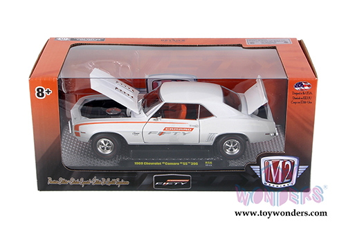 Castline M2 Machines Camaro Fifty - Chevrolet&reg; Camaro&reg; SS&trade; 396 Hardtop (1969, 1/24 scale diecast model car, Pearl White/Orange) 40300/56A