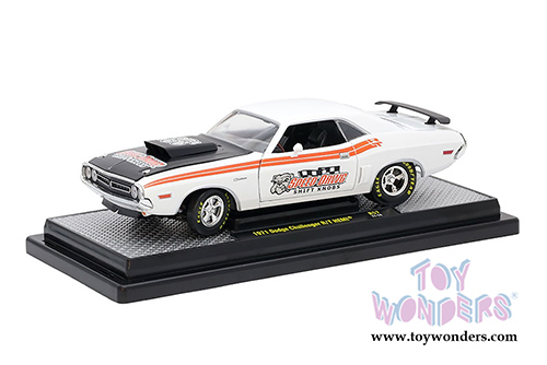 Castline M2 Machines Speed Dawg - Dodge Challenger R/T Hemi&reg; Hardtop (1971, 1/24 scale diecast model car, Gloss White/Black) 40300/57B