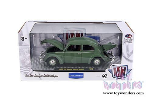 Castline M2 Machines Auto-Thentics | Volkswagen Beetle Deluxe Model Hardtop (1952, 1/24 scale diecast model car, Pastel Green) 40300/59A