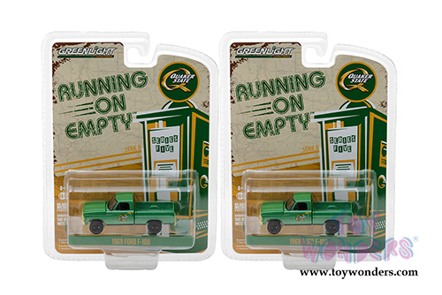 Greenlight - Running on Empty Series 5 | Ford F-100 Pickup Truck Quaker State (1969, 1/64 scale diecast model car, Green) 41050D/48