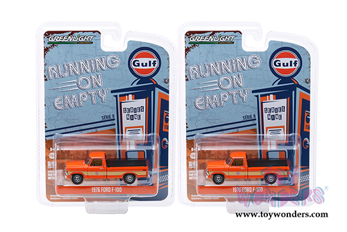 Greenlight - Running on Empty Series 9 | Ford F-100 Pickup Truck with Bed Cover Gulf Oil (1976, 1/64 scale diecast model car, Orange) 41090E/48