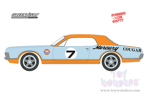 Greenlight - Running on Empty Series 13 | Mercury Cougar XR7 Trans Am T/A Racer #7 "Gulf Racing" (1967, 1/64 scale diecast model car, Light Blue/Orange) 41130B/48