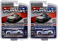 42690D-2010-Dodge-Charger-NYPD-164-GL