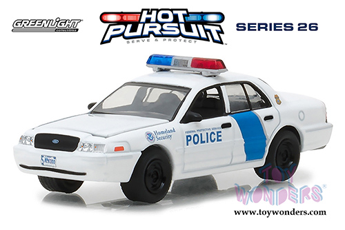 Greenlight - Hot Pursuit Series 26 | Ford Crown Victoria Police Interceptor Homeland Security Federal Protection (2011, 1/64 scale diecast model car, White) 42830D/48