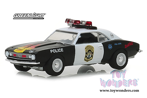 Greenlight - Hot Pursuit Series 30 (1/64 scale diecast model car, Asstd.) 42870/48