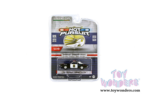 Greenlight - Hot Pursuit Series 30 (1/64 scale diecast model car, Asstd.) 42870/48