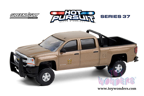 Greenlight - Hot Pursuit Series 37 | Chevrolet&reg; Silverado 1500 - Washington State Department of Fish & Wildlife Police (2017, 1/64 scale diecast model car, Beige) 42950E/48