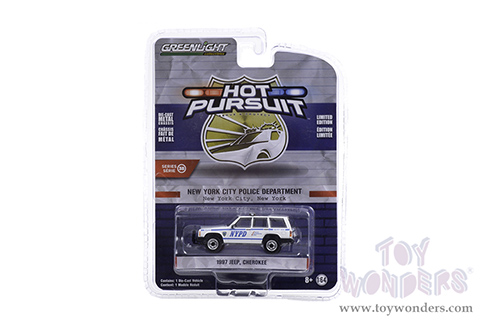 Greenlight - Hot Pursuit Series 38 (1/64 scale diecast model car, Asstd.) 42960/48